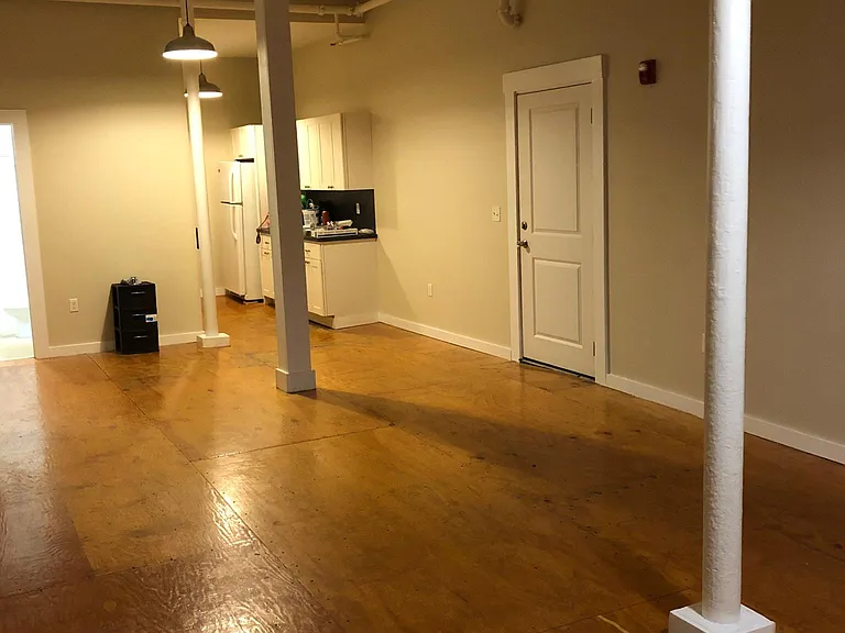 141 Grinnell St #7B — Photo 1