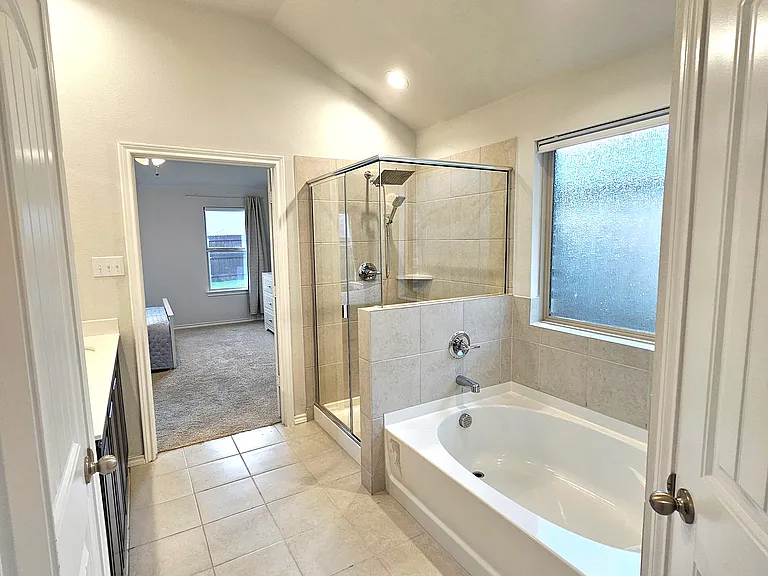 3521 Tahiti Ln — Photo 24