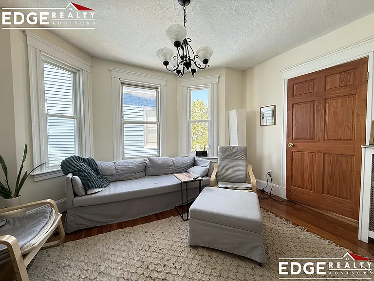 35 Magnus Ave #3 — Photo 2
