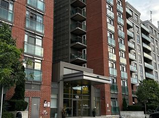 120 Dallimore Cir #525, Toronto, ON M3C 4J1