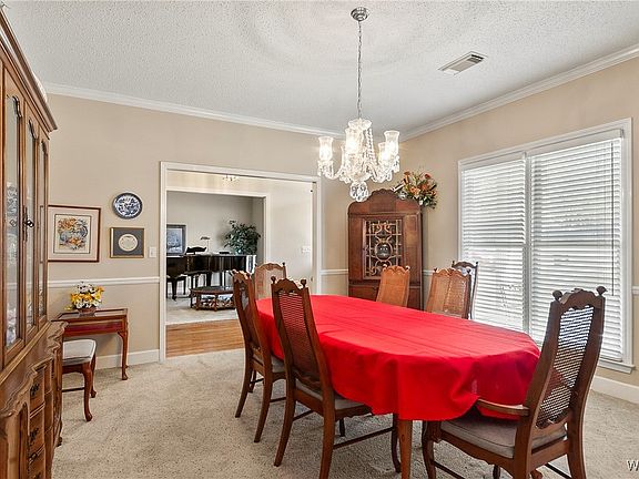 4th image of 5726 Bradford Ln
