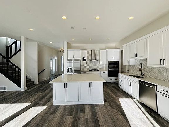2nd image of 5351 W Soaring Way