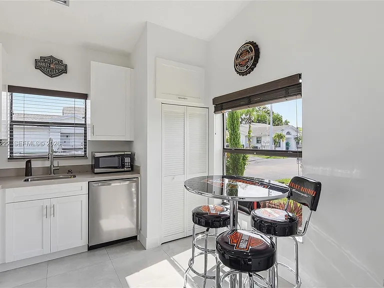 6443 SW 152nd Circle Pl #43-22 — Photo 5
