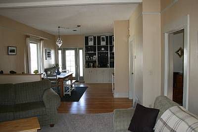 4th image of 707 Mc Leod St