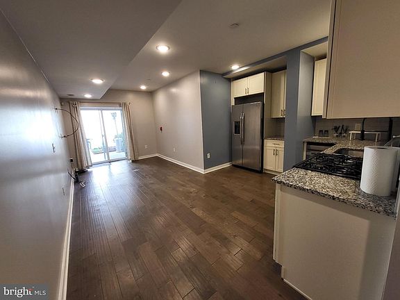 5th image of 1843 N 6th St #9