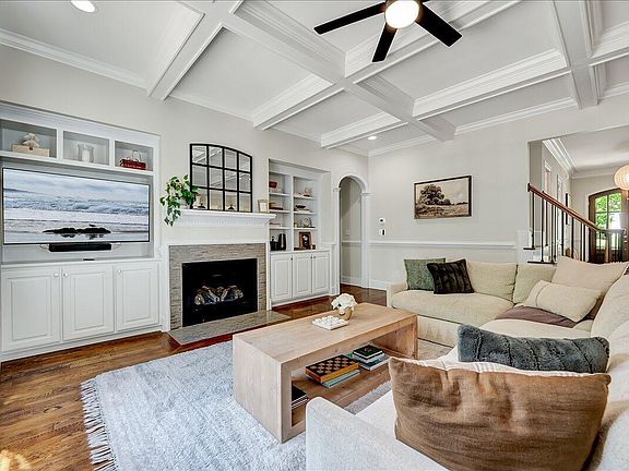 4th image of 121 Synandra Ln