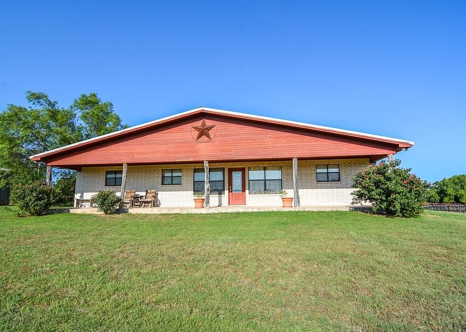 1st image of 634 County Road 133