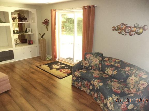 4th image of 5925 Woodsong Way