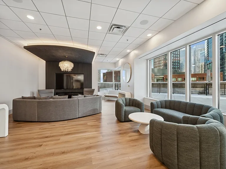 512 N McClurg Ct #2604 — Photo 30