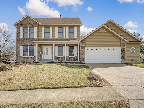 3571 Sky Hawk Dr, Shiloh, IL 62221