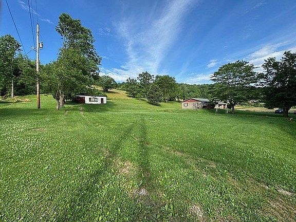 4th image of 4540 Woodrum Ln