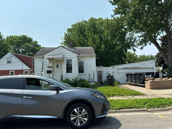1214 Sheridan St, Albert Lea, MN 56007