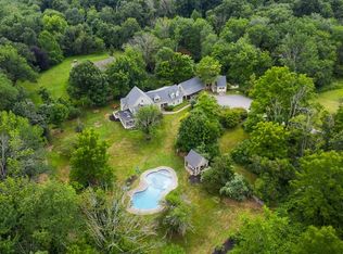 240 Newtown Rd, Acton, MA 01720