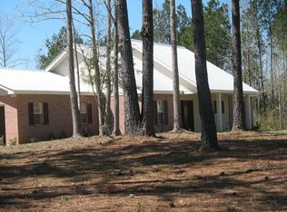 1229 Oak Hill Rd, Poplarville, MS 39470