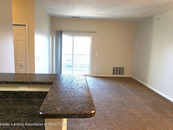 2nd image of 15136 Via Carmella Dr