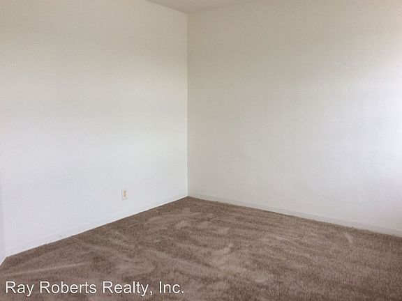 5th image of 4740 E 56th St APT 6