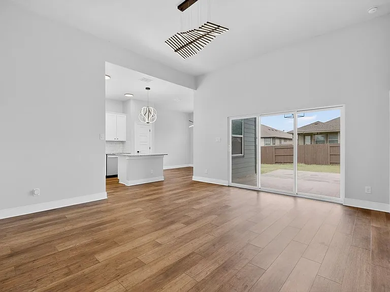 212 Lt John Decker Dr — Photo 5