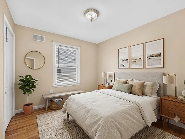 43 Manhattan Ave #1 — Photo 17