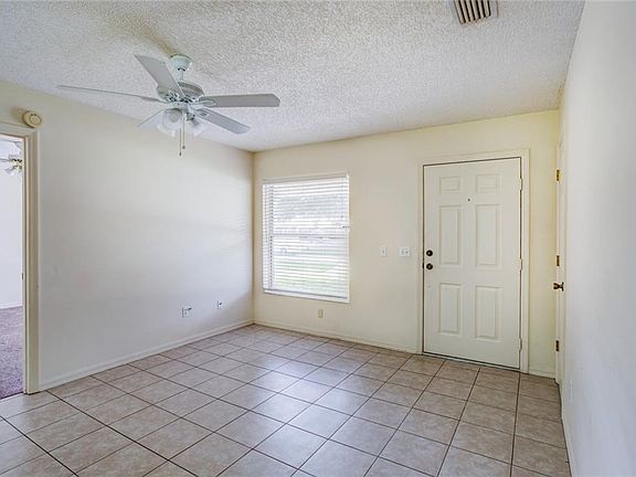 5th image of 994 Whisper Oaks Dr