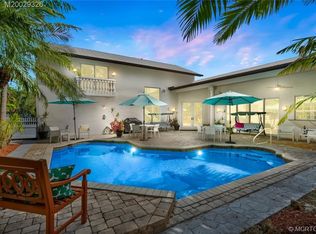 1 Palmetto Dr, Sewalls Pt, FL 34996