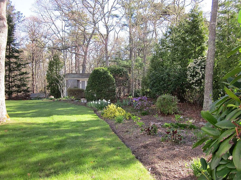 1st image of 118 Ambleside Dr