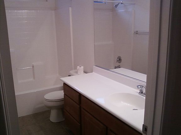3rd image of 537 N Palm Ave