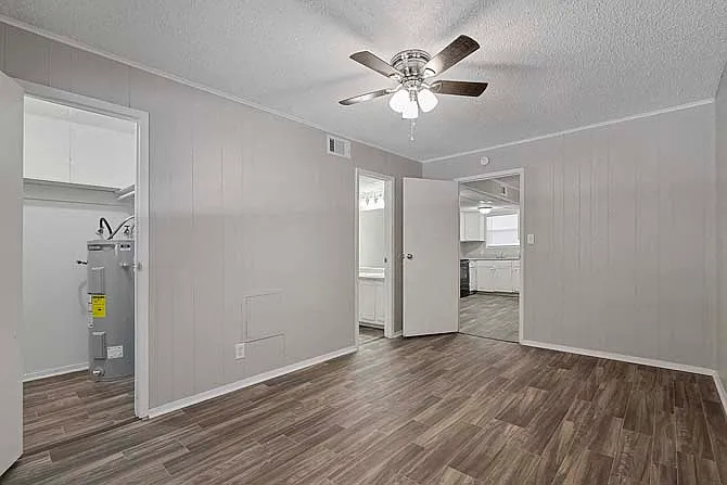 Sage Creek Apartments — Photo 27