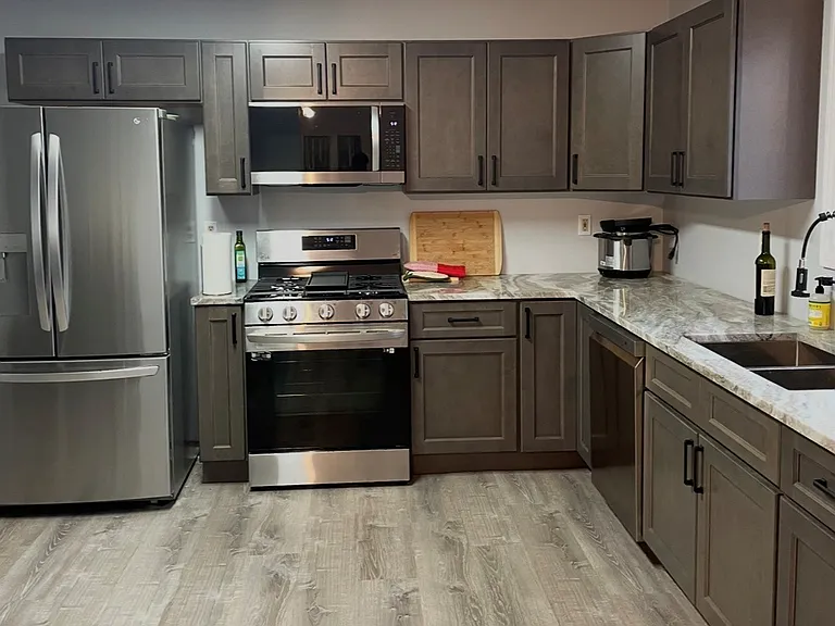 23829 Reynolds Ave — Photo 10