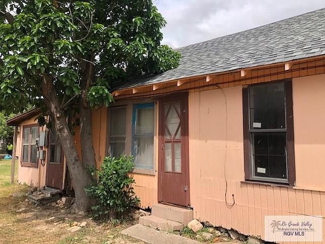 2nd image of 1034 E Saint Francis St #4