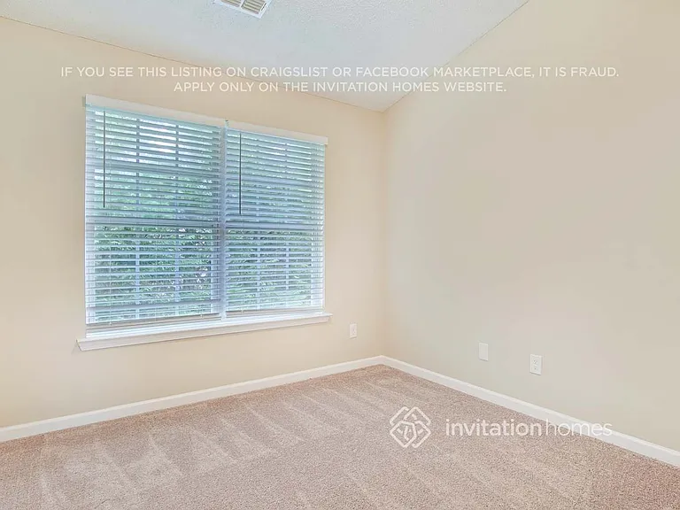 408 Kendall Ln — Photo 15