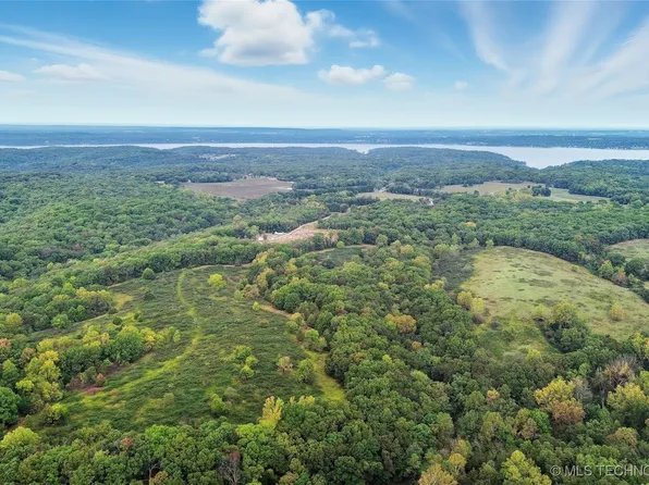 100 E 340th Rd, Jay, OK 74346