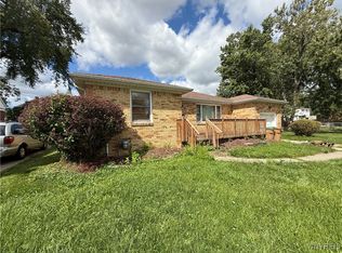 71 Alpine Pl, Cheektowaga, NY