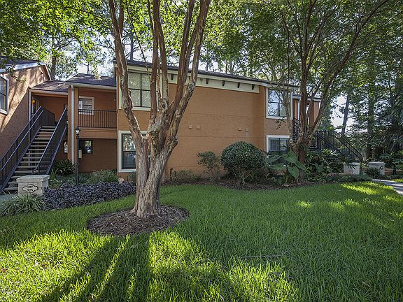 2nd image of 878 CORAL REEF Way #878