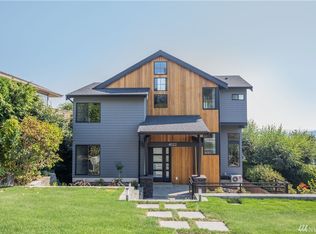 4022 39th Ave SW, Seattle, WA 98116