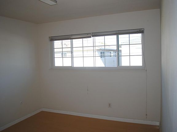 4th image of 440 Richfield Dr
