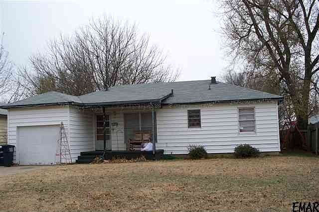 1st image of 1813 S Hudson Dr