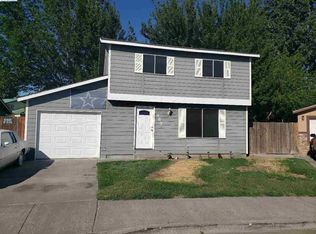 909 S Elm St, Kennewick, WA 99336