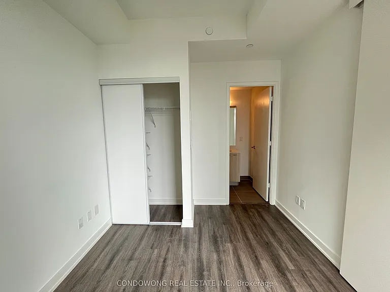 65 Mutual St #1503 — Photo 6