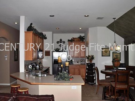 Open Kitchen