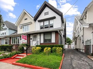 1024 E 28th St, Brooklyn, NY 11210