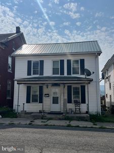 132 W 4th St, Lewistown, PA, 17044