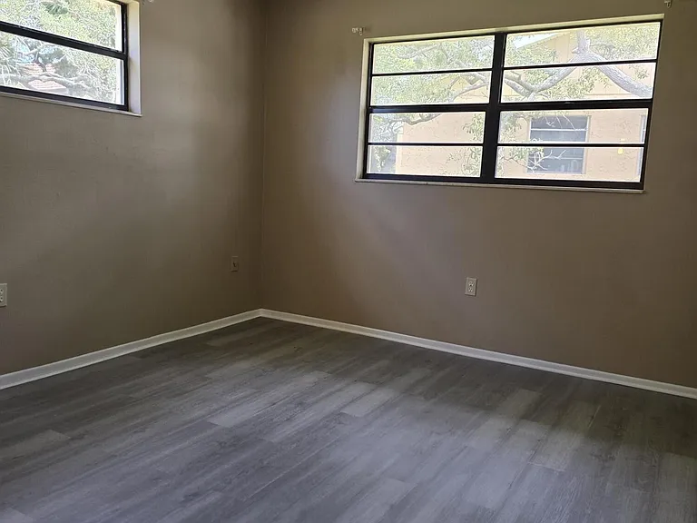 3135 Shady Dell Ln #212 — Photo 23