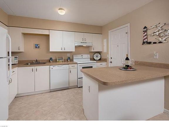 4th image of 465 Bald Eagle Dr Unit 9