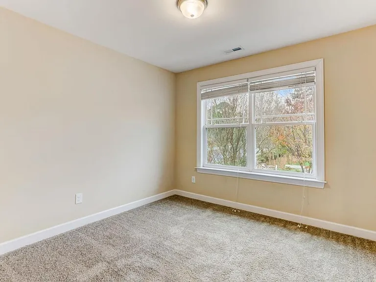 2115 Fieldhouse Ave — Photo 17