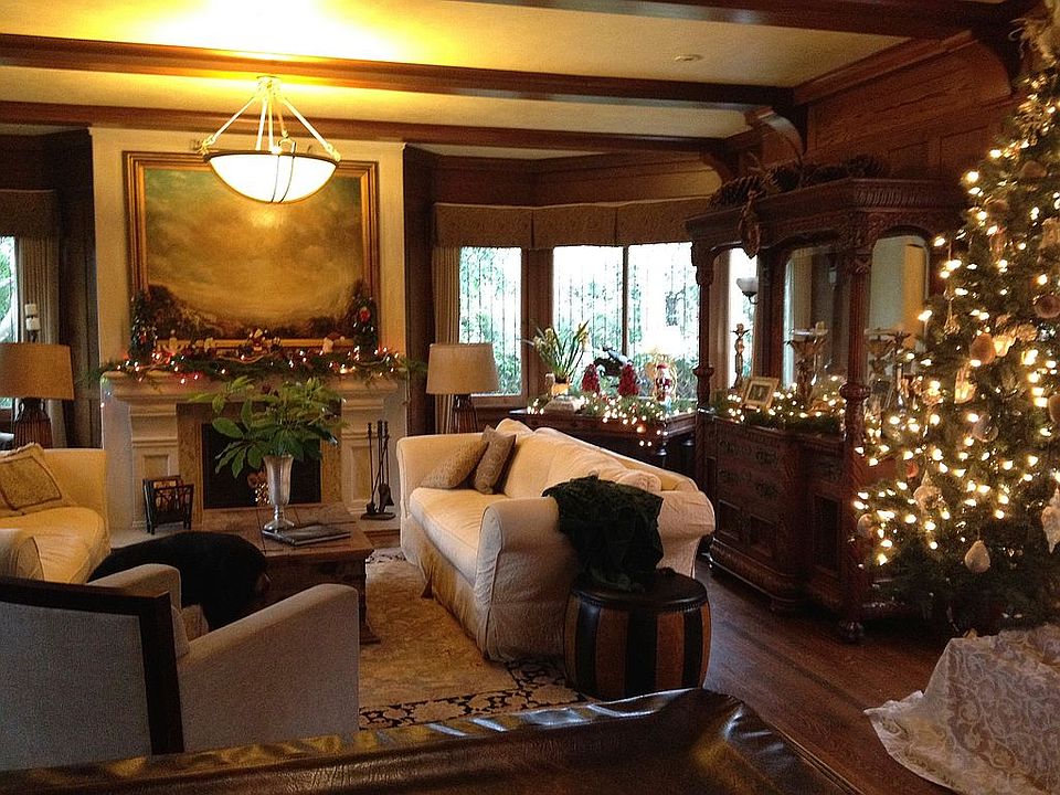 2nd image of 2311 Garden St