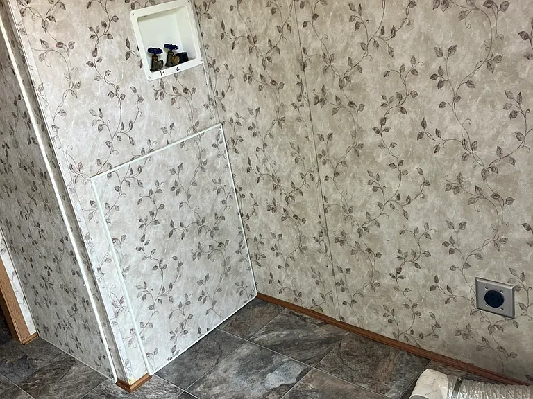 204 W Milton Rd #19 — Photo 7