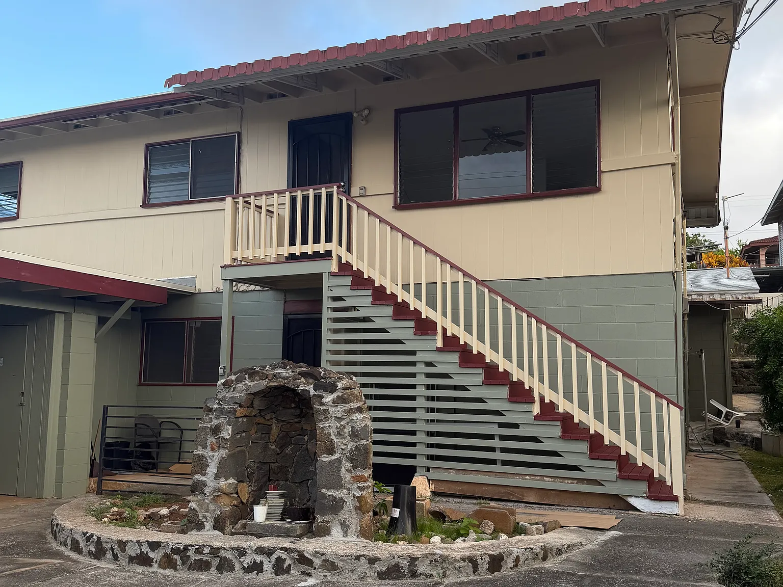 6 bed, 1760 sqft, $5,800 — Photo 1