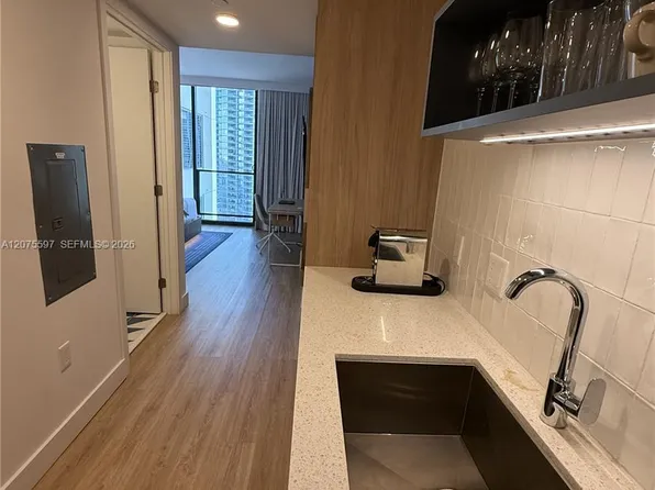 159 NE 6th St #1920, Miami, FL 33132