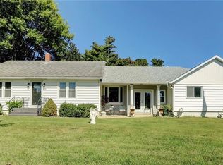 215 E Walnut St, Waverly, MO 64096