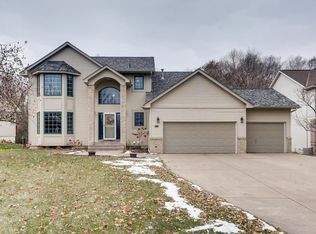 10931 Timberline Dr N, Champlin, MN 55316